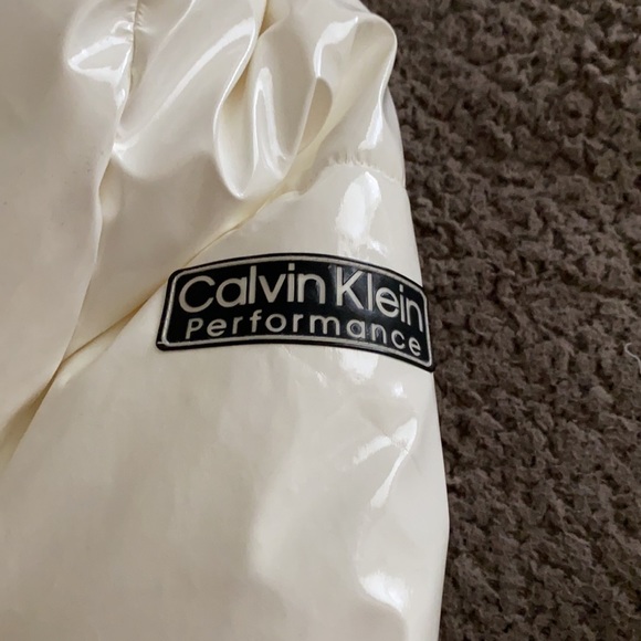Calvin Klein performance coat. - Picture 4 of 5